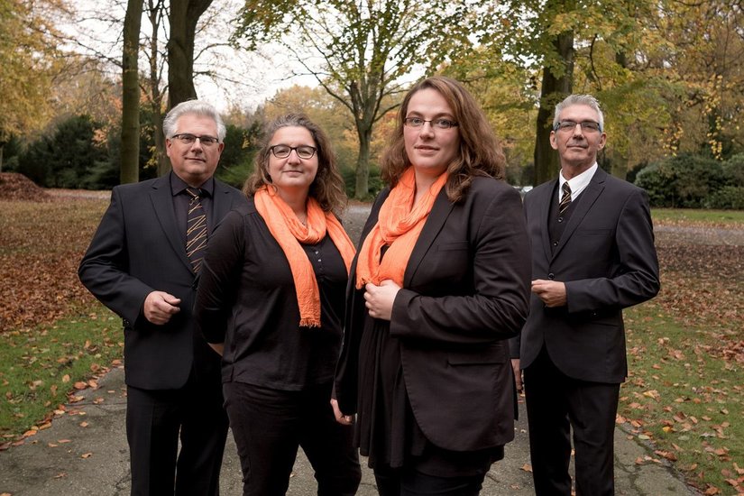 Als Team begleiten wir Sie durch alle wichtigen Situationen rund um die Bestattung.